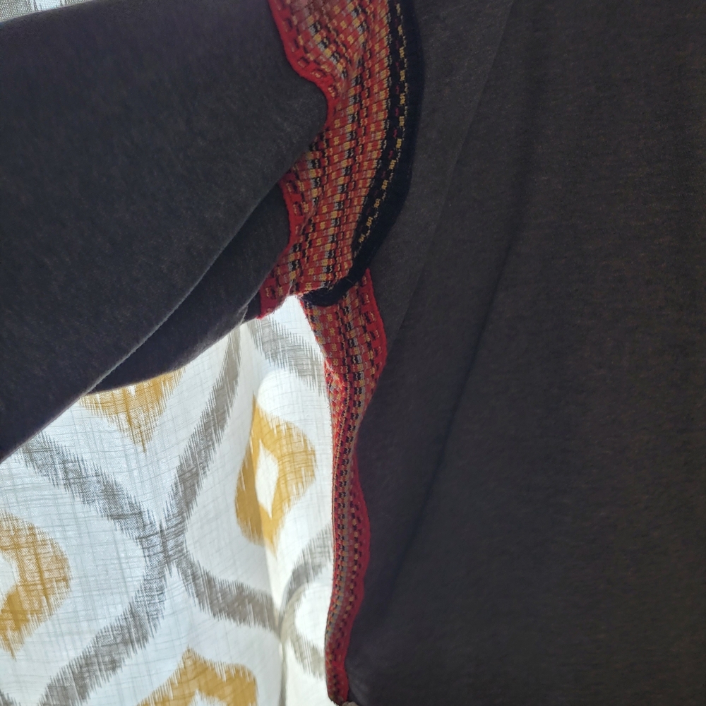 NATURAL LIFE Gray Sweater with Red and Pink Accents - Picture 2 of 4